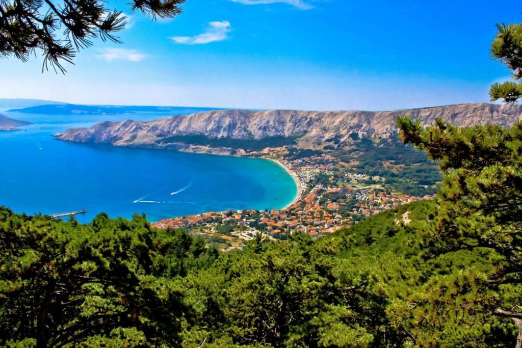 Villa Baska Екстериор снимка