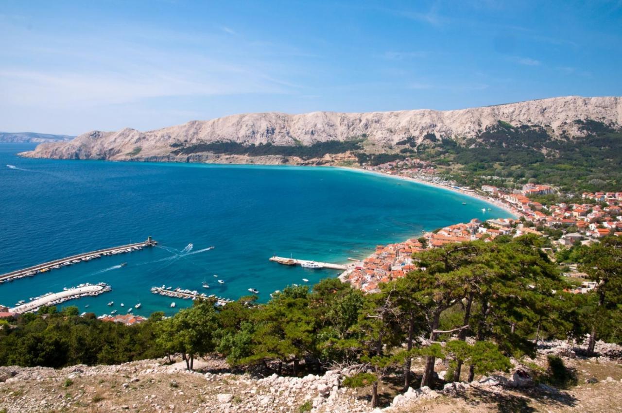 Villa Baska Екстериор снимка