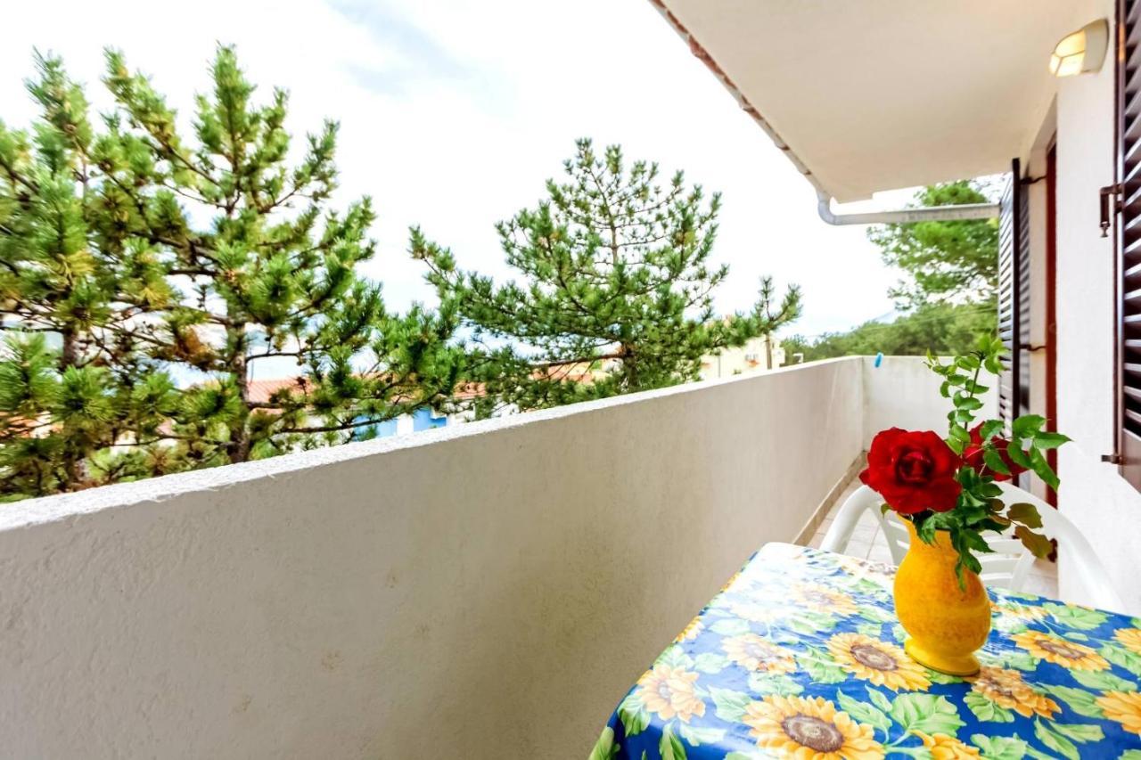 Villa Baska Екстериор снимка