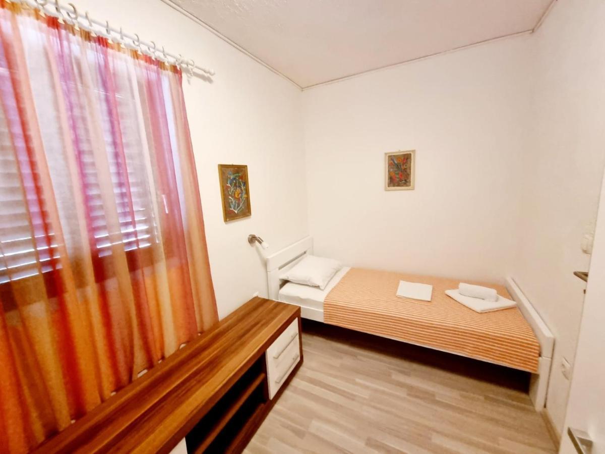 Villa Baska Екстериор снимка